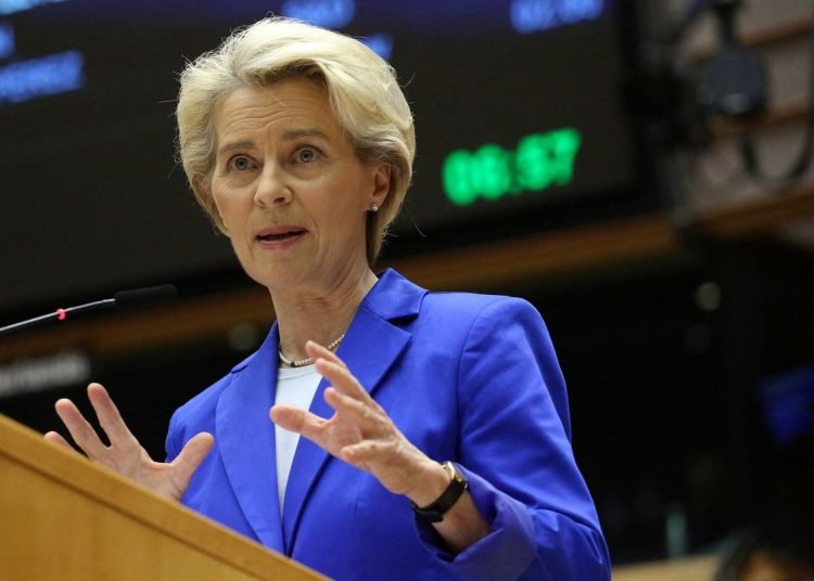 EU ‘Ready to Go’ With Russian Oil Price Cap, President Says