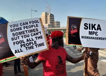 Over Thousand Protester Demonstrate to Demand Akufo-Addo’s Resignation Over Crisis