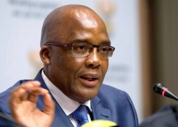 South Africa: Minister Aaron Motsoaledi opens new Home Affairs office at Menlyn Park Shopping Centre in Tshwane, 6 Mar
