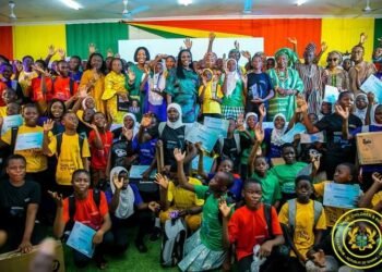 Ghana: Gender Minister urges girls to us ICT in their studies