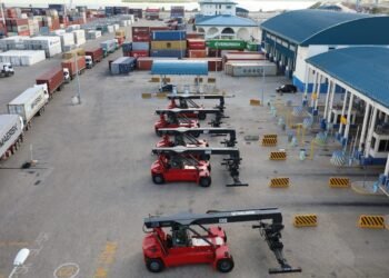 Kenya: Port of Mombasa enhances equipment with 12 cutting-edge reach-stackers and 9 empty container handlers