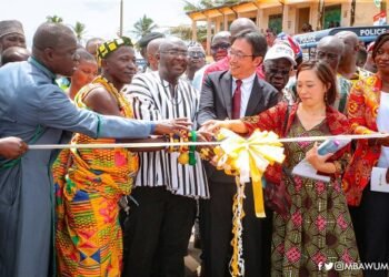 Ghana: Vice-President Bawumia inaugurates Assin Praso-Assin Fosu road