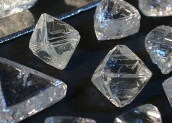 Botswana raises share of diamond deal with De Beers