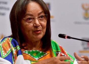 SA: Tourism Minister welcomes end of Cape Town taxi strike