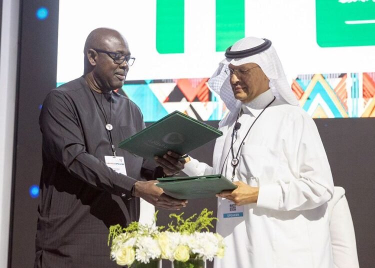 Nigeria, Saudi Arabia sign oil agreement