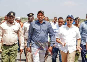 Defence CS pledges support for the construction of Garissa Airstrip – Kenya Airport Authority