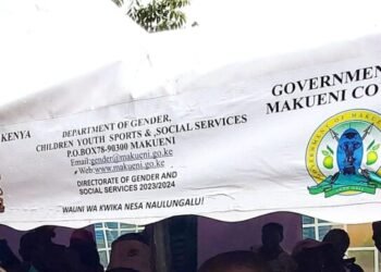 Kenya: Governor Kilonzo distributes twenty three 100-seater tents and chairs