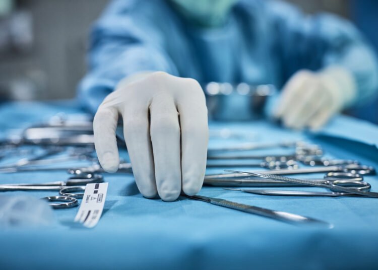 Nigerian Govt Give New Directives, Bans Leave of Absence For Health Professionals Going Abroad