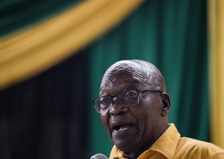 Jacob Zuma Makes Surprise Move to Run Presidential Race in May