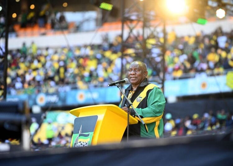 South Africans Go to the Polls to Choose a New Government