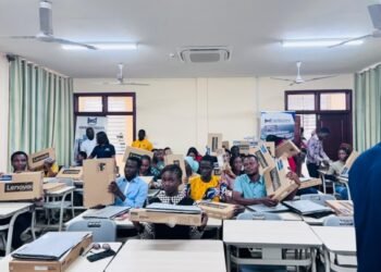Ghana: BOST presents 50 laptops to students on Scholarship Programme
