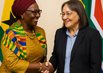 South Africa’s de Lille visits Ghana to strengthen ties, promote tourism