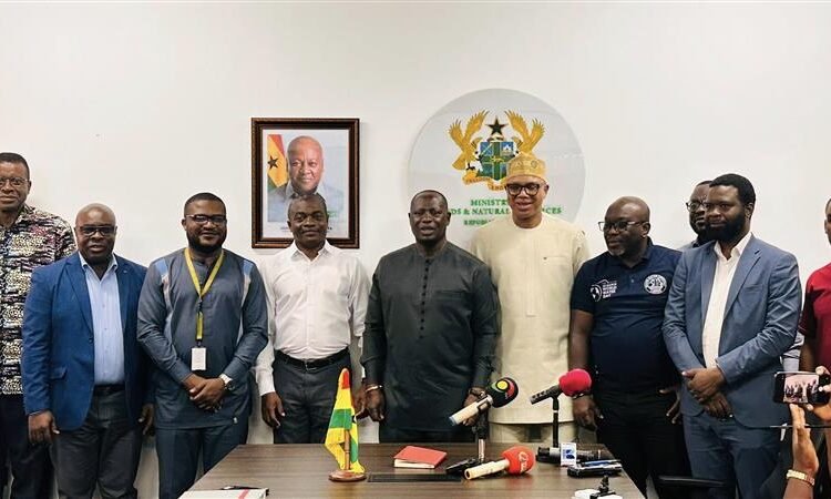 Ghana:Ministry of Lands and Natural Resources, Ghana Water strengthen collaboration to protect water bodies