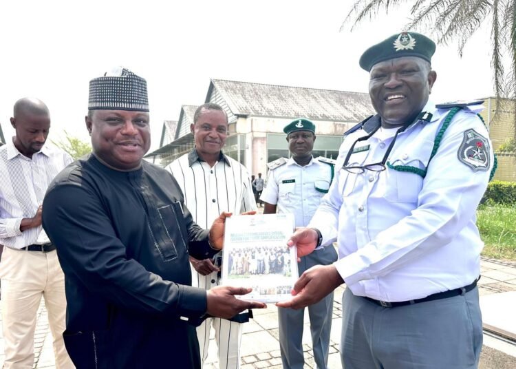 Nigeria: Customs Comptroller Momodu Inspects Tinapa Free Zone 
